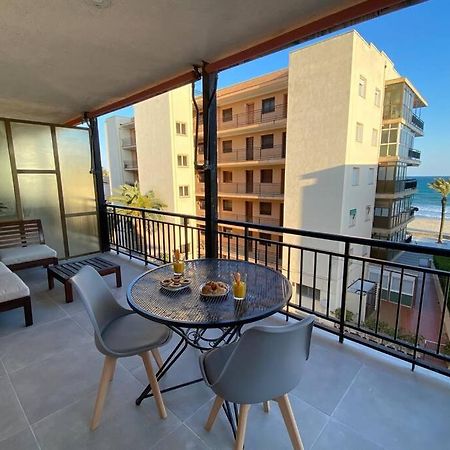 Апартаменты Amplio Apartamento Seaview Салоу Экстерьер фото