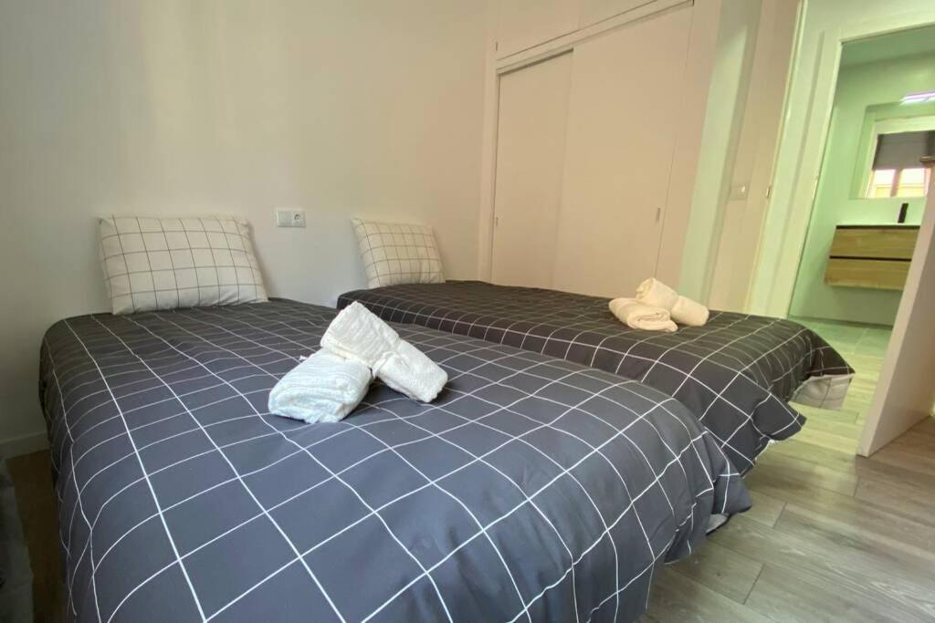 Апартаменты Amplio Apartamento Seaview Салоу Экстерьер фото