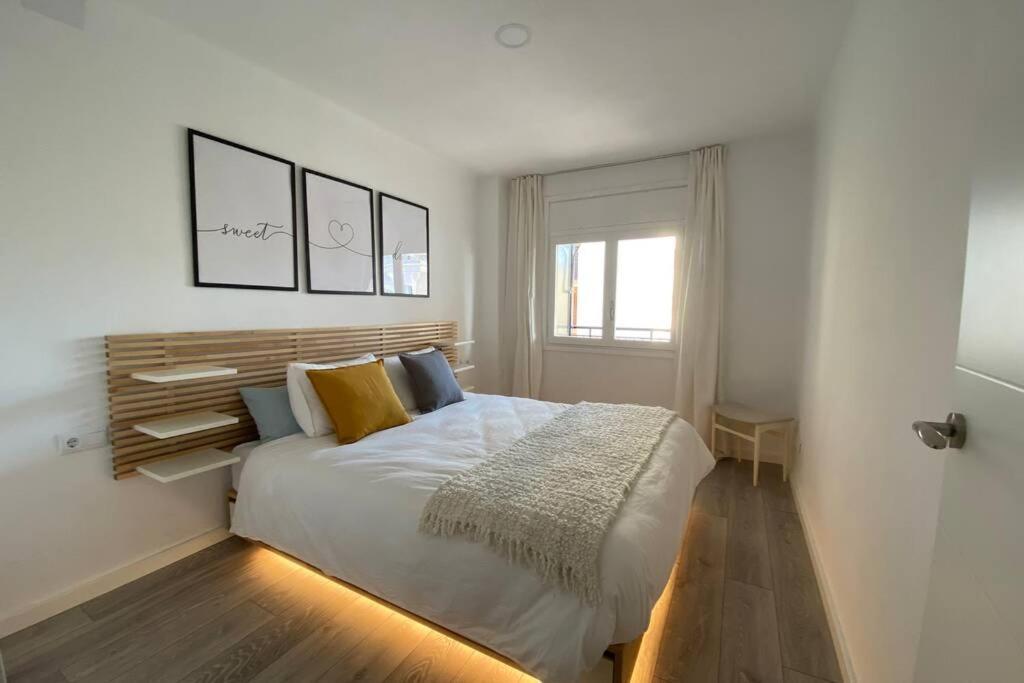 Апартаменты Amplio Apartamento Seaview Салоу Экстерьер фото